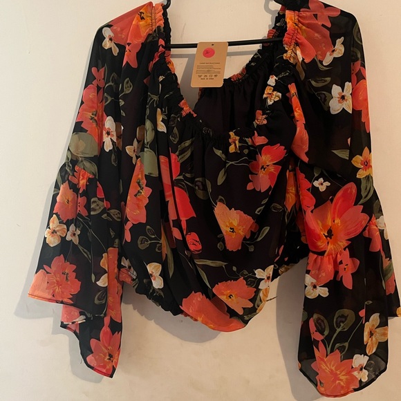 ePretty Top - Picture 2 of 3